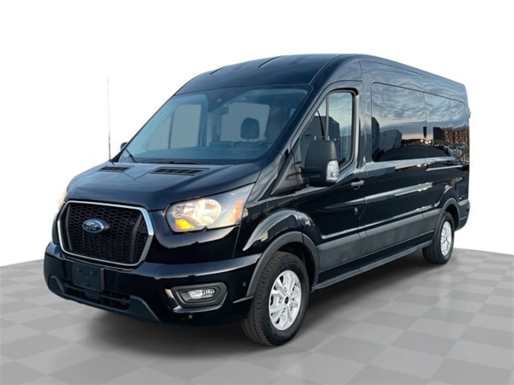 Used 2024 Ford Transit Passenger Wagon XL