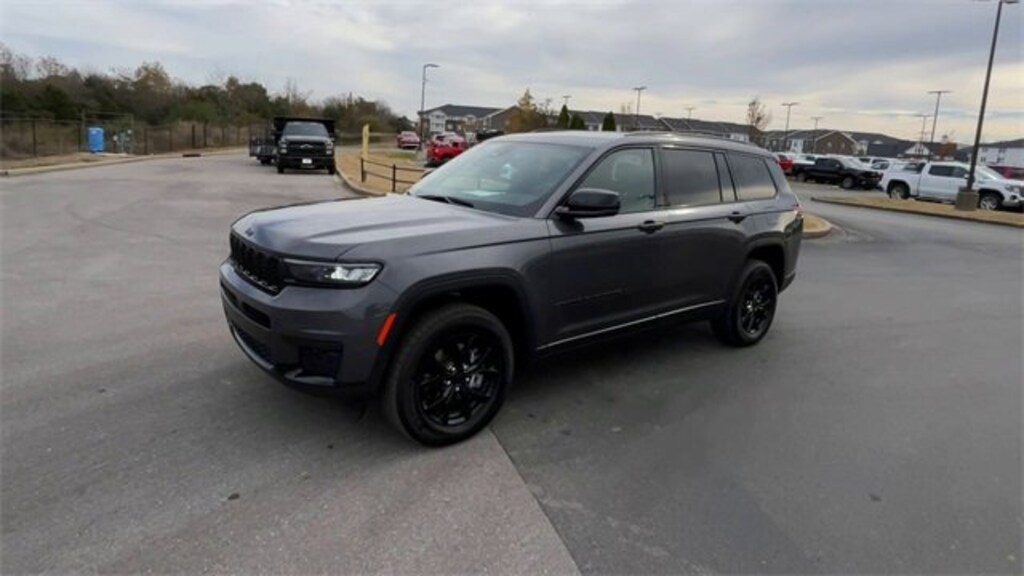 Used 2024 Jeep Grand Cherokee L Altitude 4x4 SUV