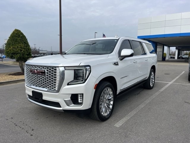 2024 GMC Yukon XL Denali's photo