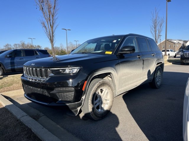 2022 Jeep Grand Cherokee Laredo's photo