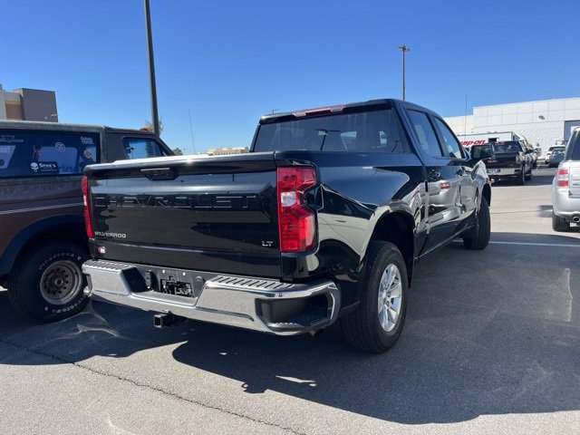 2024 Chevrolet Silverado 1500 LT photo 2