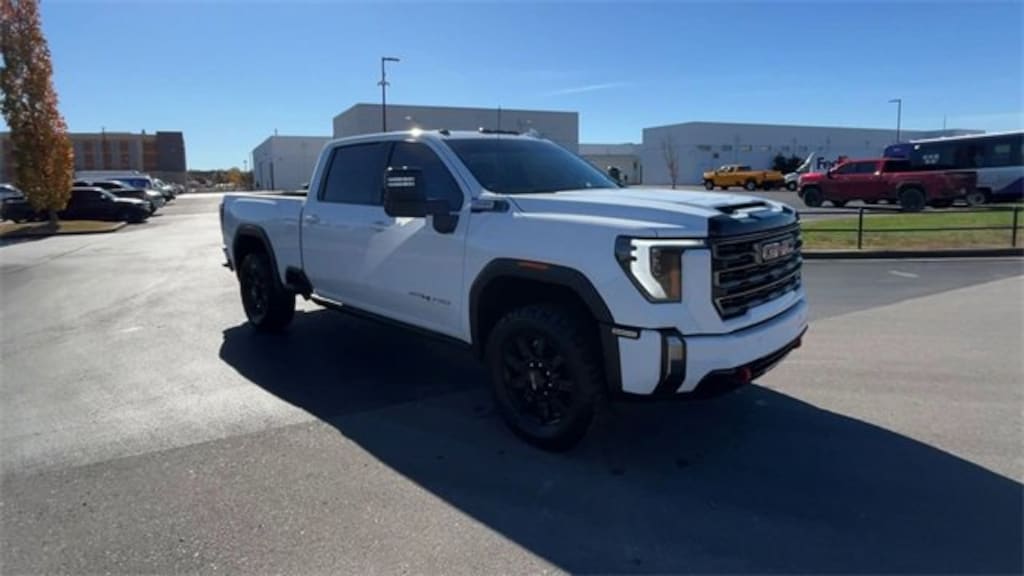 Used 2024 GMC Sierra 2500 HD AT4 Truck