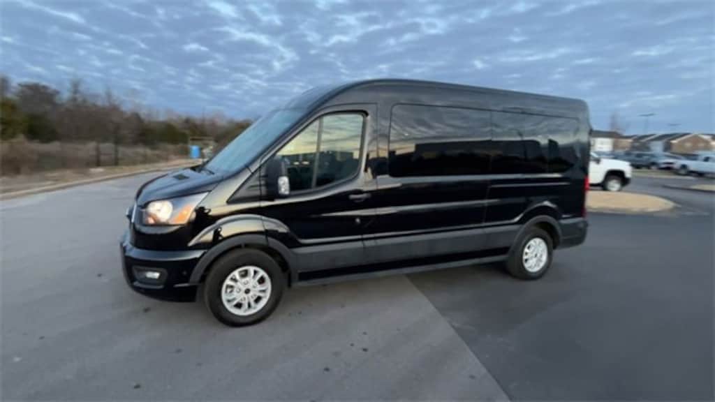 Used 2024 Ford Transit Passenger Wagon XL