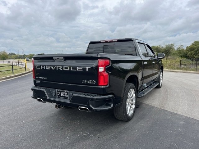 2019 Chevrolet Silverado 1500 High Country photo 2