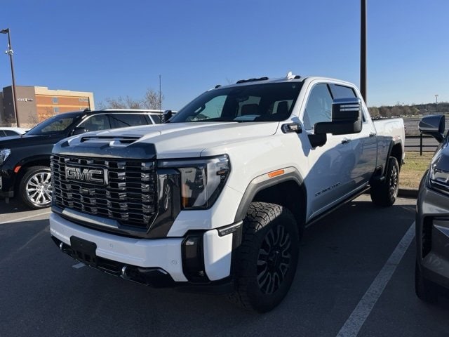 2024 GMC Sierra 2500HD Denali Ultimate's photo