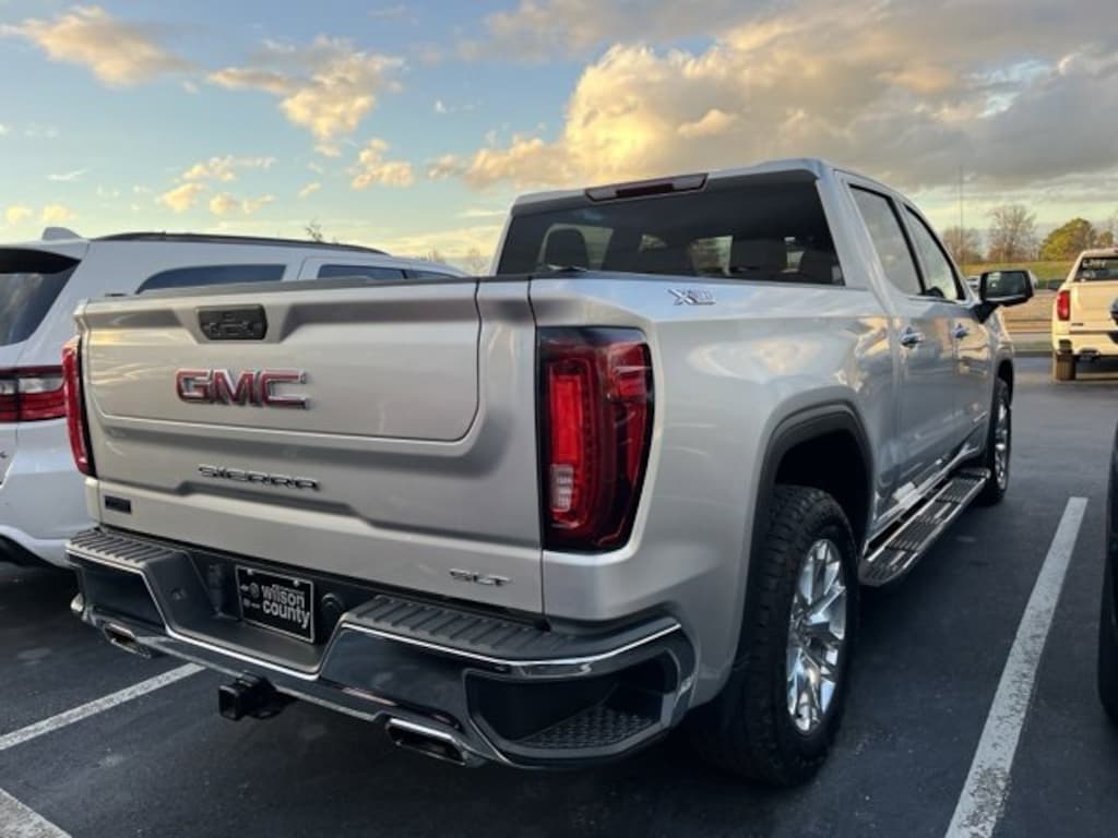 Used 2021 GMC Sierra 1500 SLT Truck