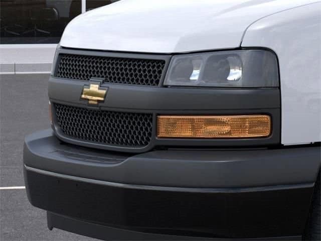 2025 Chevrolet Express Cargo Work Van - Photo 13