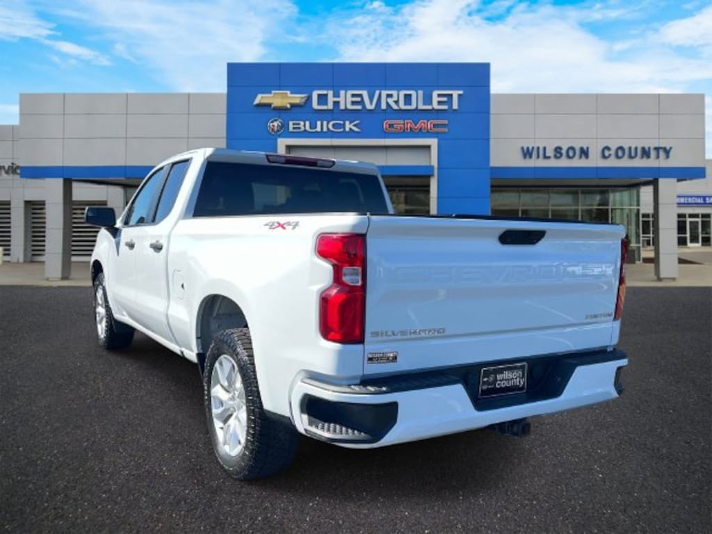 Used 2022 Chevrolet Silverado 1500 LTD Custom Truck