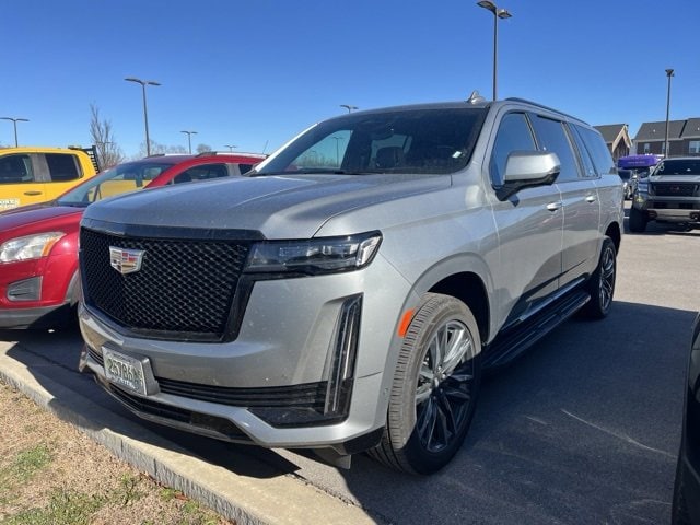 2024 Cadillac Escalade ESV Sport's photo