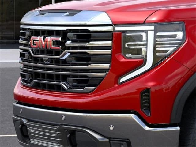 2026 GMC Sierra 1500 SLT - Photo 13