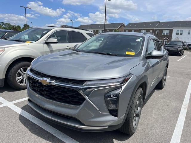2024 Chevrolet Trax LT's photo