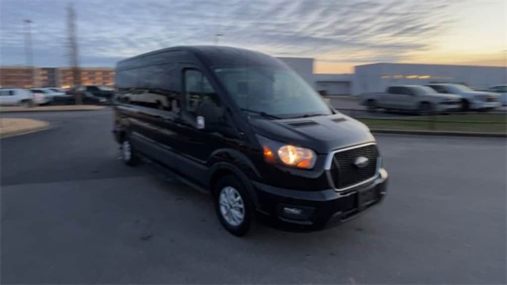 Used 2024 Ford Transit Passenger Wagon XL
