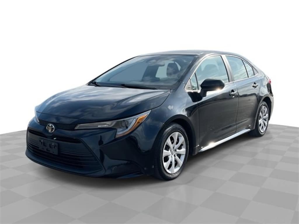 Used 2023 Toyota Corolla LE