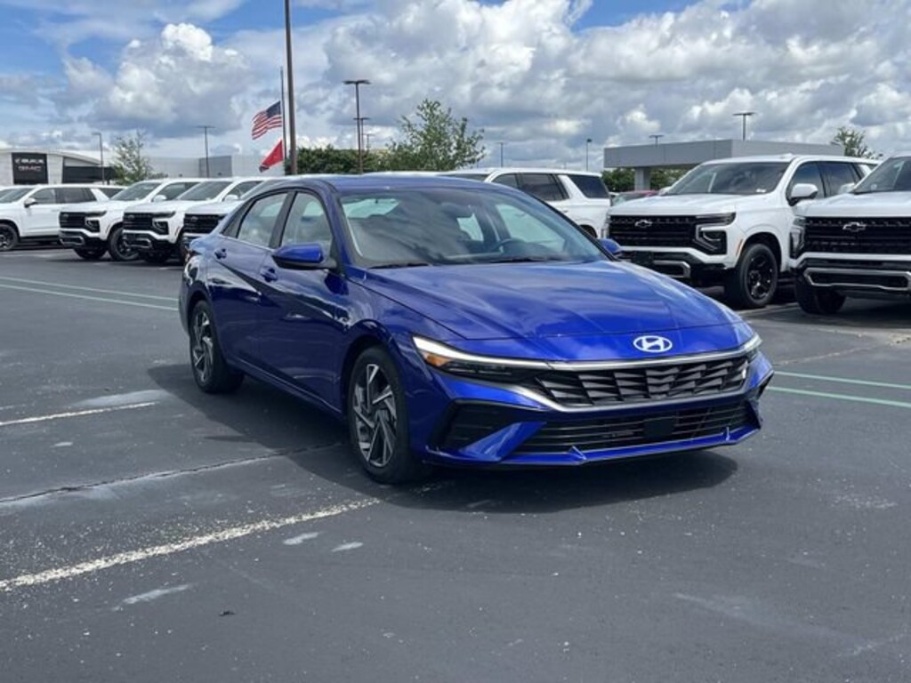 Used 2024 Hyundai Elantra SEL Sedan