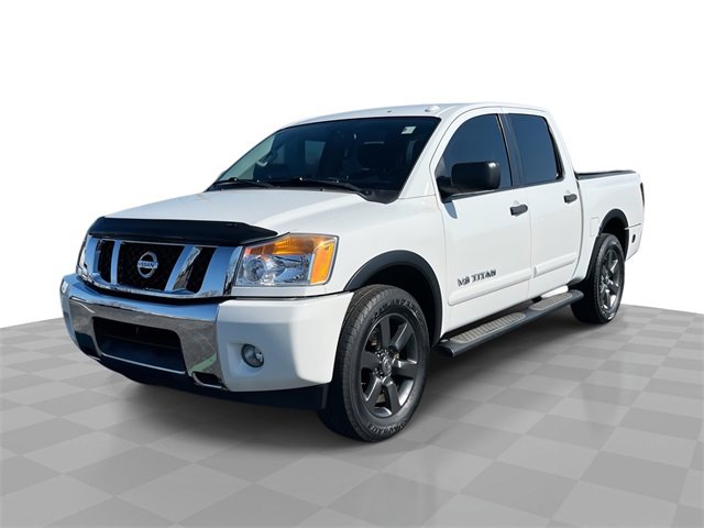 2015 Nissan Titan SV