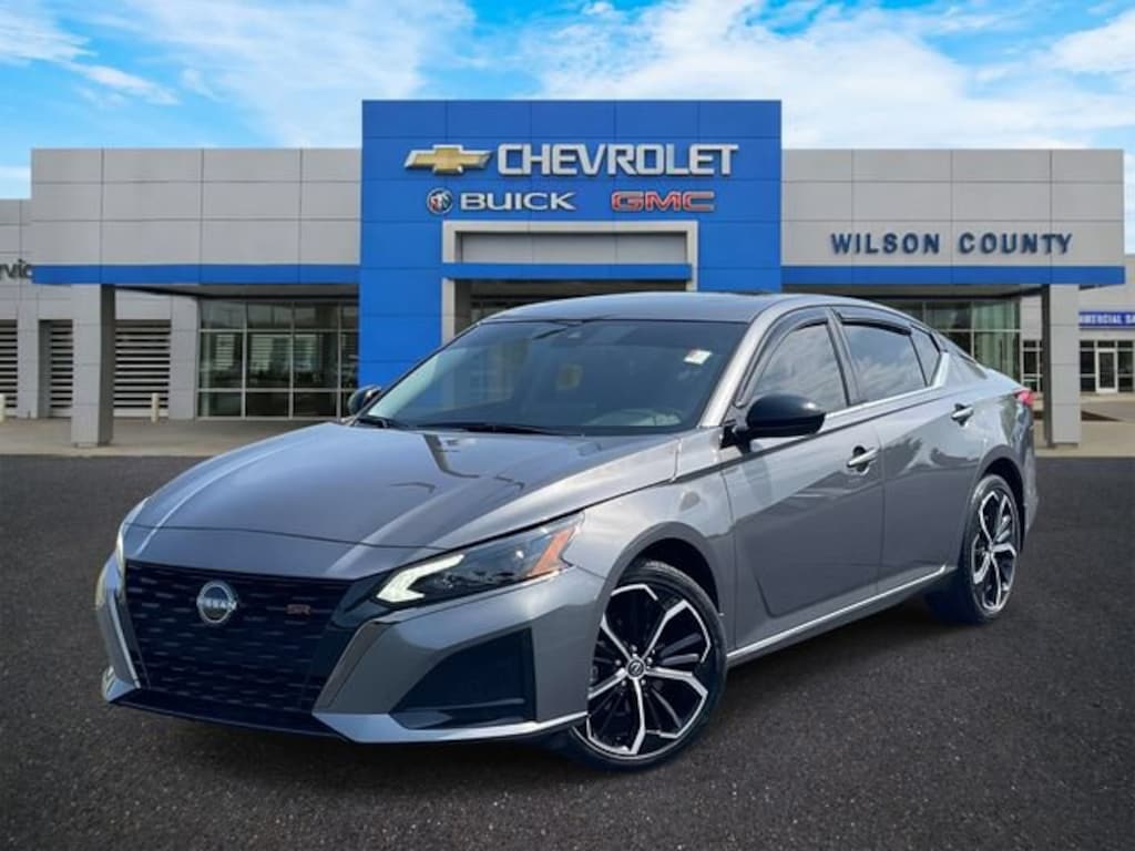 Used 2025 Nissan Altima SR AWD Sedan