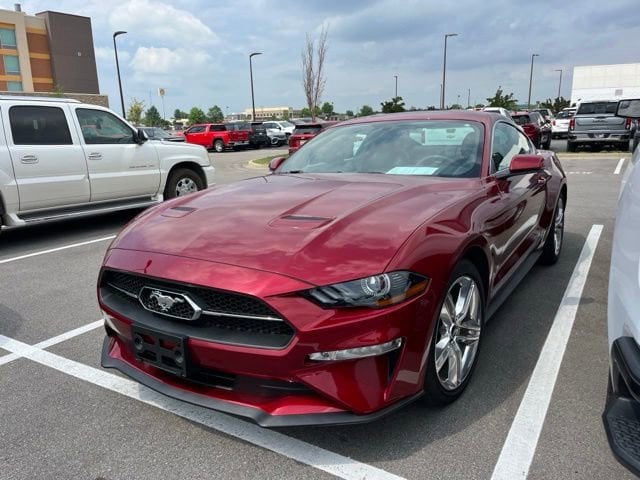 2019 Ford Mustang EcoBoost Coupe Premium's photo
