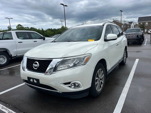 2015 Nissan Pathfinder SL 4WD's photo