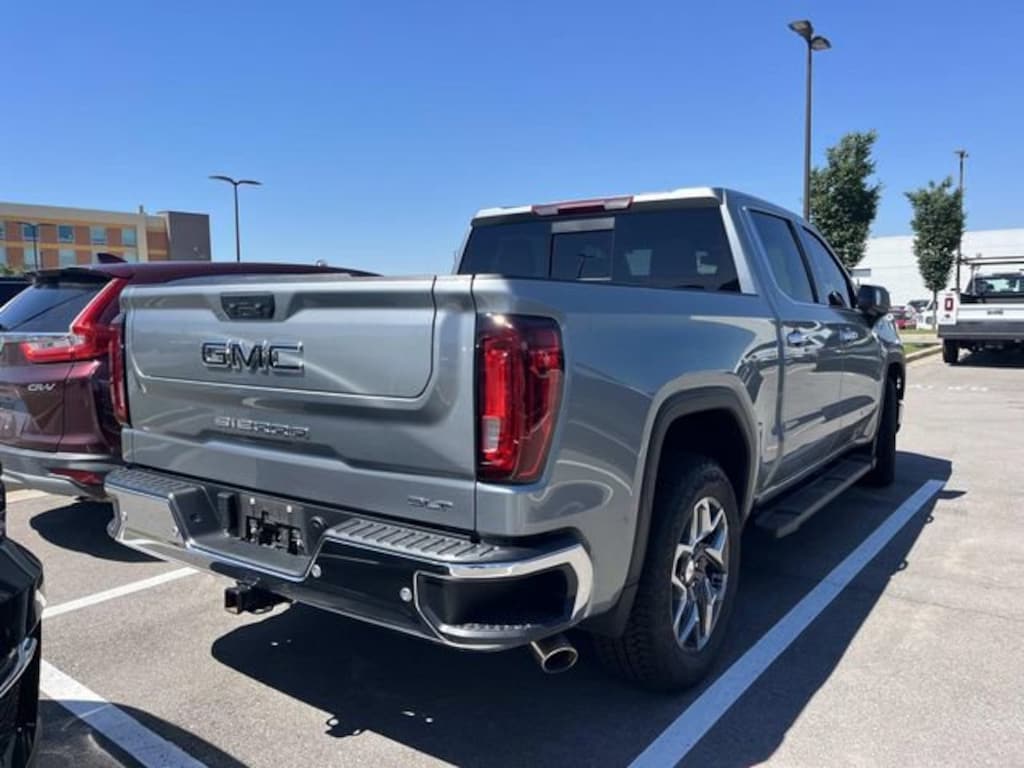 Used 2024 GMC Sierra 1500 SLT Truck