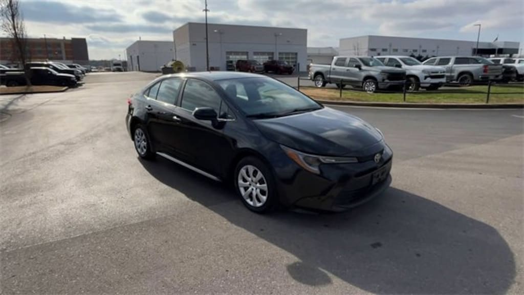 Used 2023 Toyota Corolla LE