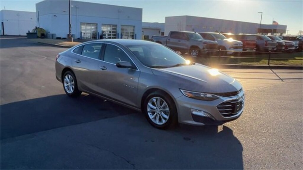Used 2025 Chevrolet Malibu 1LT Car