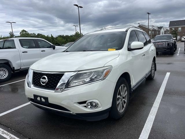 2015 Nissan Pathfinder SL 4WD's photo