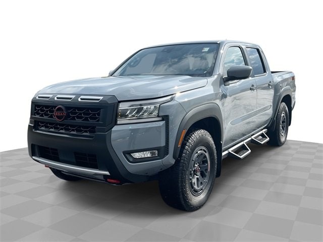 2025 Nissan Frontier PRO-4X's photo