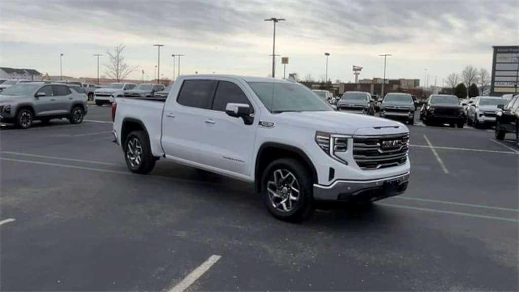 Used 2025 GMC Sierra 1500 SLT Truck