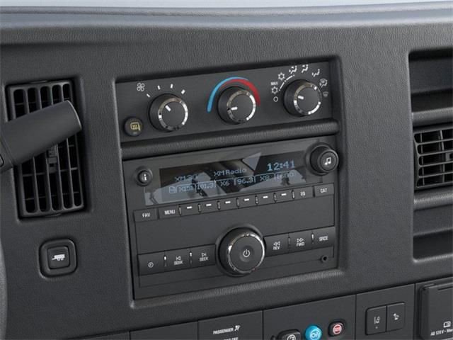 2024 Chevrolet Express Cargo Work Van - Photo 20