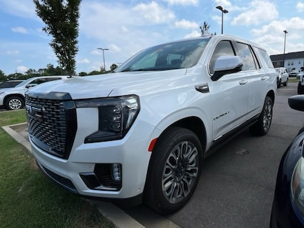 2023 GMC Yukon Denali Ultimate SUV