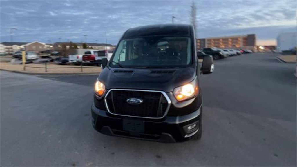Used 2024 Ford Transit Passenger Wagon XL