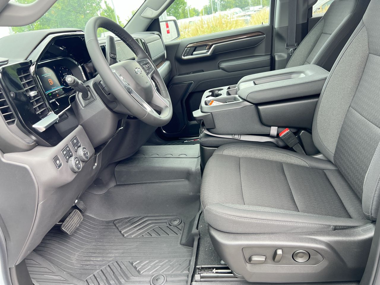 2025 Chevrolet Silverado 1500 LT Trail Boss - Photo 34