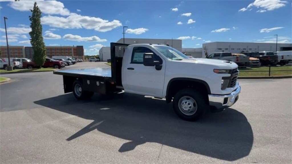 New 2025 Chevrolet Silverado 3500 HD Chassis Cab Work Truck Truck