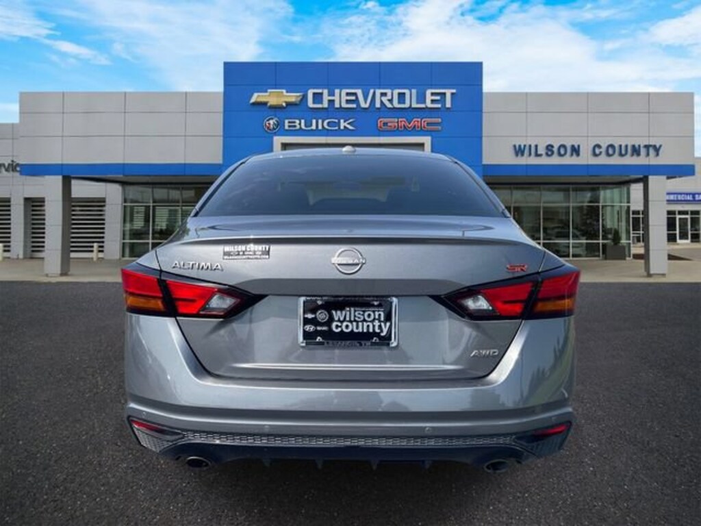 Used 2025 Nissan Altima SR AWD Sedan