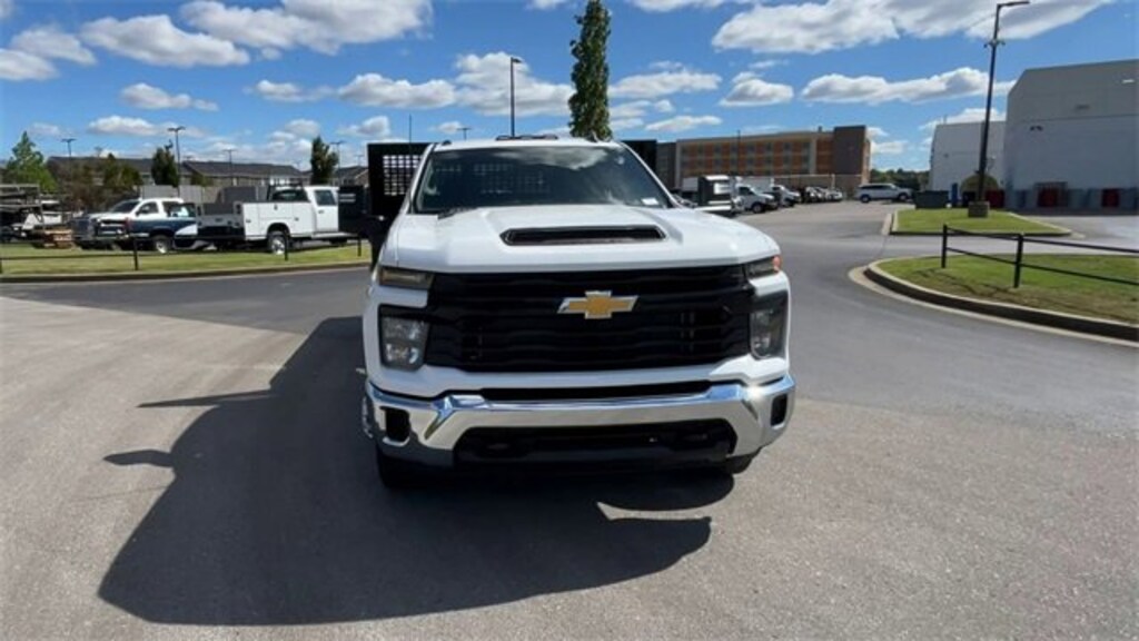 New 2025 Chevrolet Silverado 3500 HD Chassis Cab Work Truck Truck