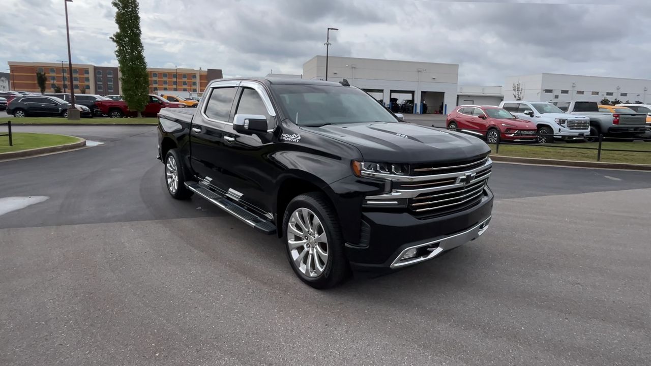 2019 Chevrolet Silverado 1500 High Country photo 4