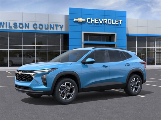 2026 Chevrolet Trax LT photo 2