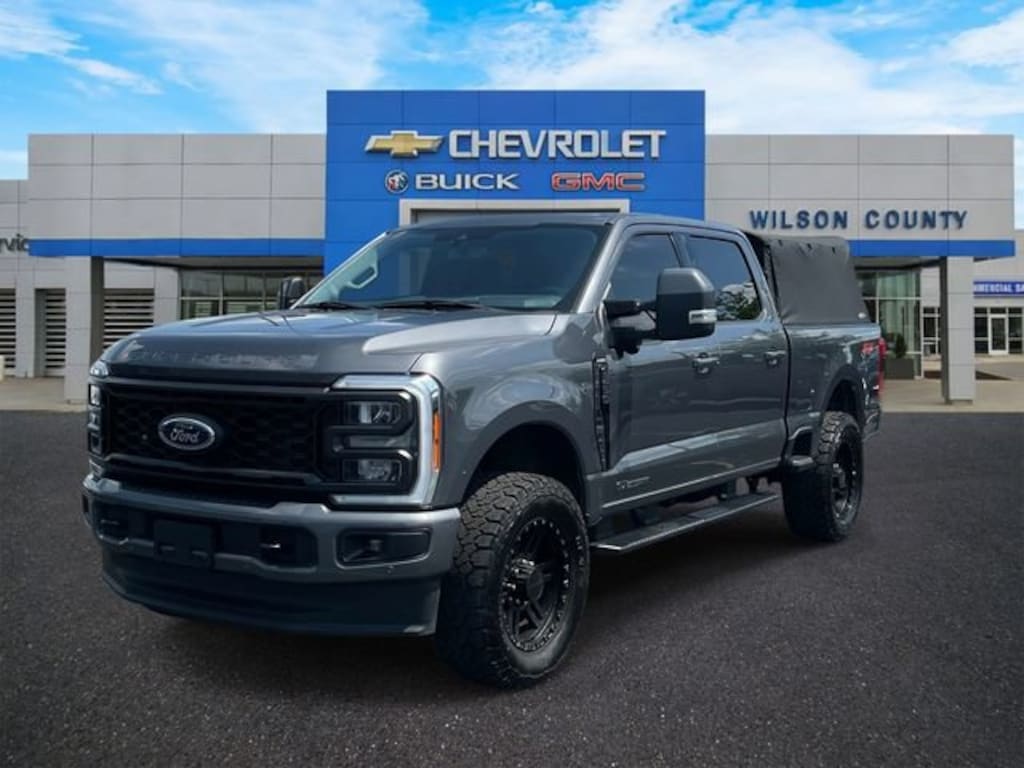 Used 2023 Ford F-250 Lariat Truck