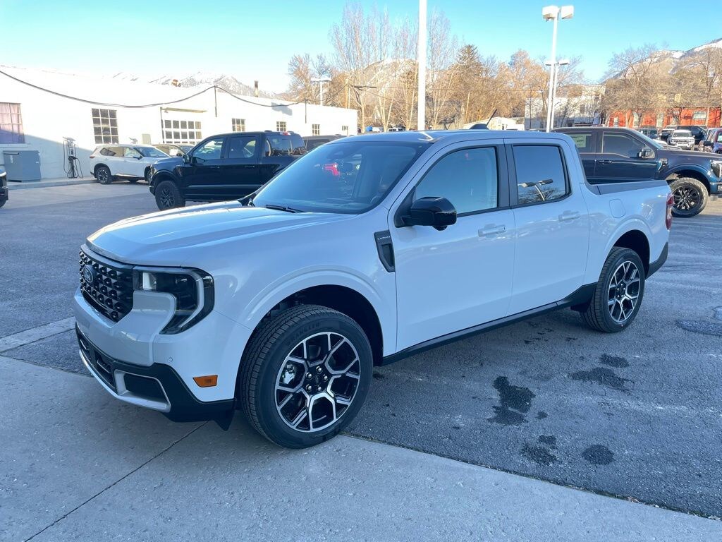 New 2026 Ford Maverick Lariat Truck SuperCrew