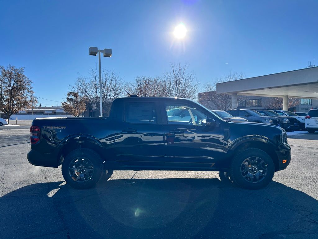 2025 Ford Maverick Tremor photo 4