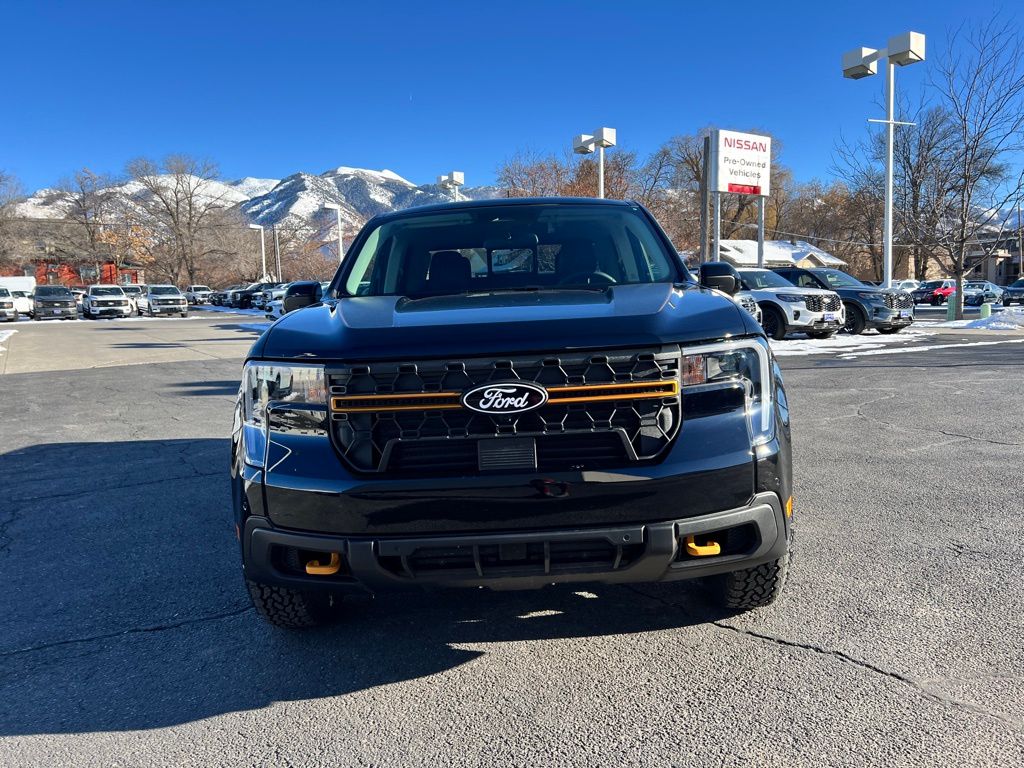 2025 Ford Maverick Tremor photo 2