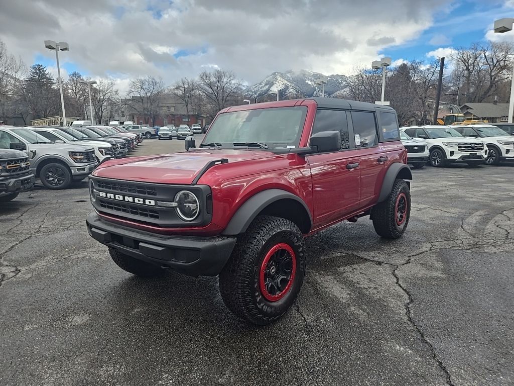 2025 Ford Bronco SUV 