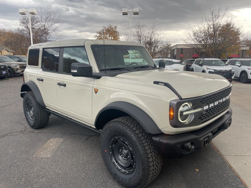 New 2025 Ford Bronco Badlands SUV