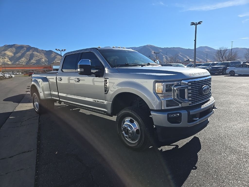 2022 Ford F-350 Platinum photo 3