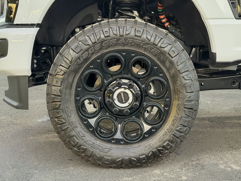 2026 Ford F-350 Super Duty XL - Photo 32