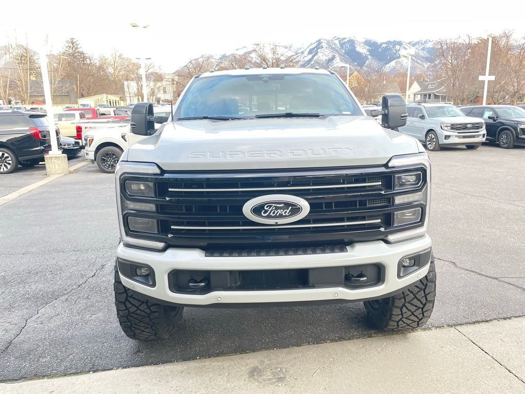 New 2026 Ford F-350SD Platinum Truck Crew Cab