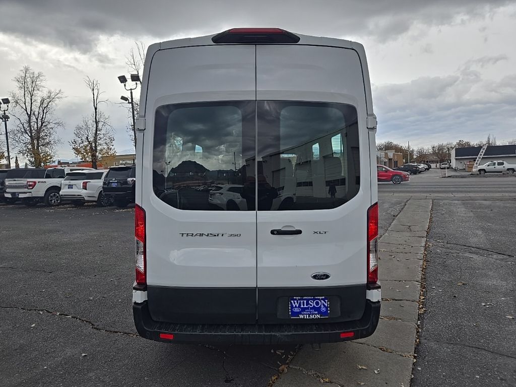 2022 Ford Transit photo 3