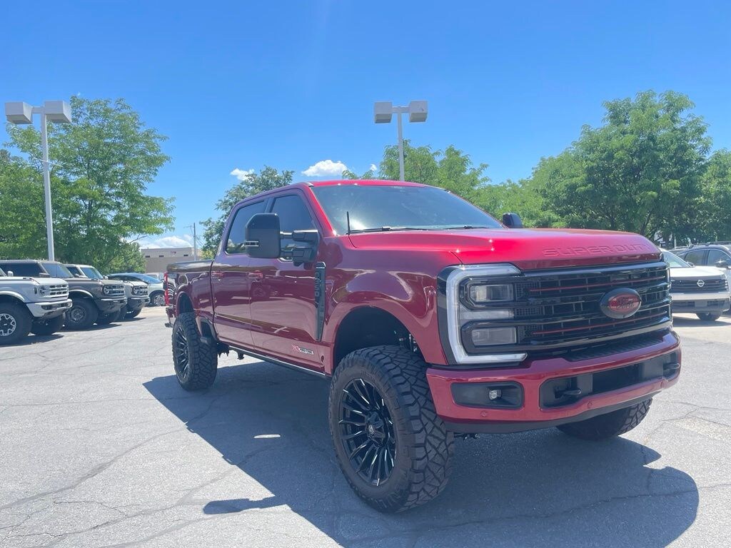 New 2026 Ford F-350SD Platinum Truck Crew Cab