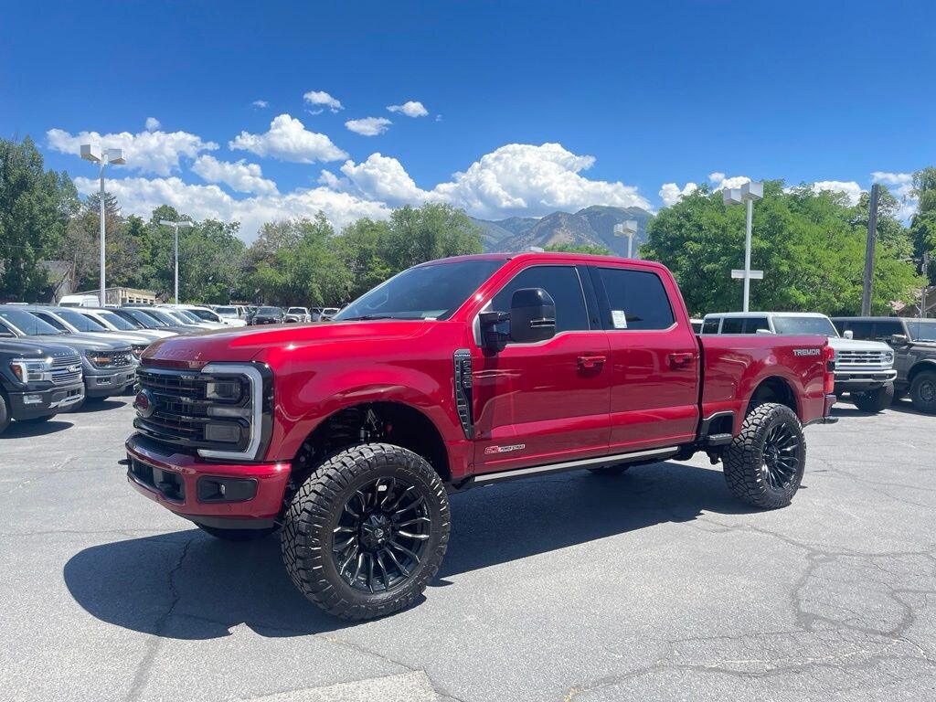 New 2026 Ford F-350SD Platinum Truck Crew Cab