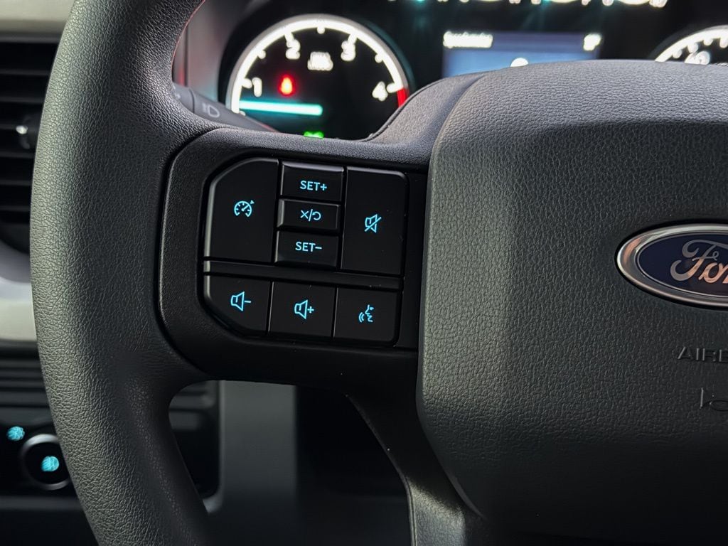 2026 Ford F-350 Super Duty XL - Photo 26